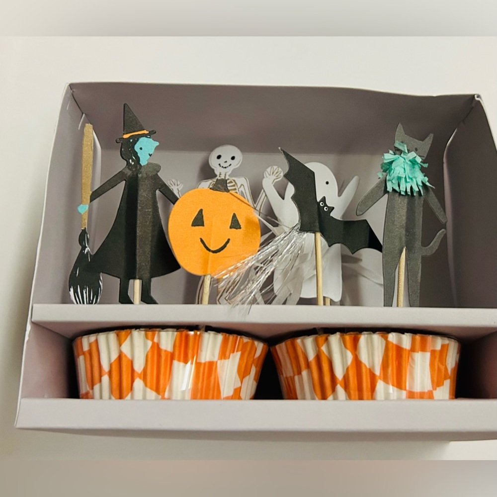 New Cupcake 24 Cupcake Liners Halloween Meri Meri